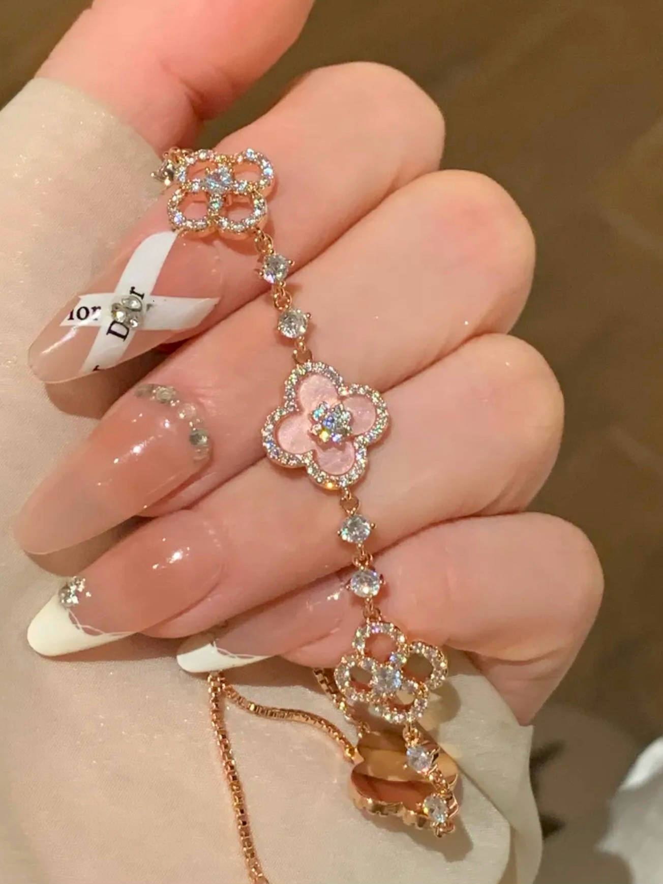 Convaria™ Diamond Clover Bracelet